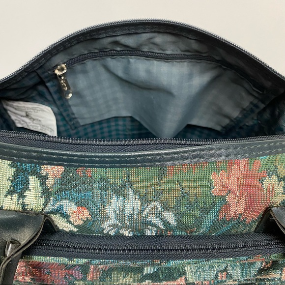 Vintage Atlantic Tapestry Overnight Bag - Picture 7 of 12